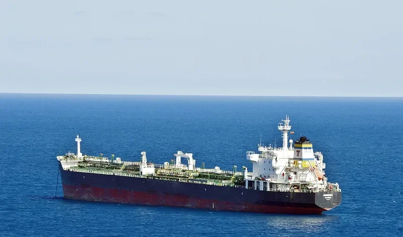 BERENIKE Tanker IMO 9253234 photo 4