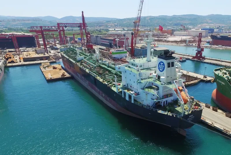 ANGI Tanker IMO 9253246 photo 5