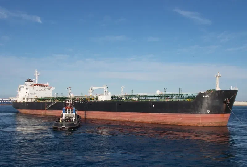 ANGI Tanker IMO 9253246 photo 10