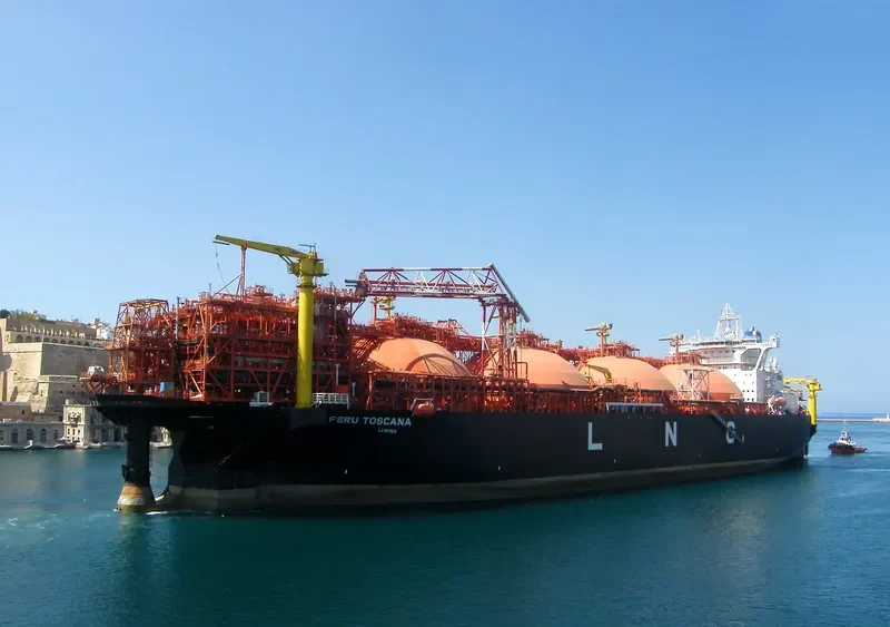 FSRU TOSCANA Tanker IMO 9253284 photo 9