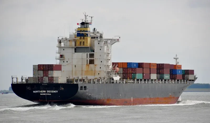 NORTHERN DECENCY Container Ship IMO 9253296 photo 4