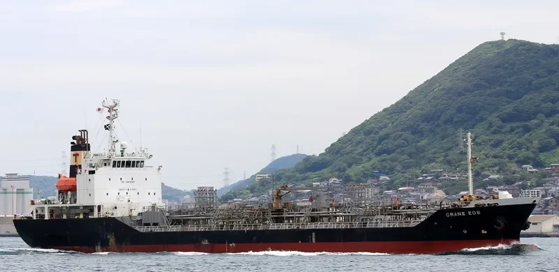 EOS Tanker IMO 9253428 photo 3