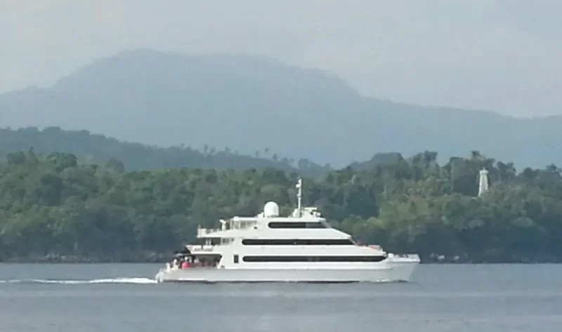FOUR SEASONS EXPLORER Passenger Ship IMO 9253624