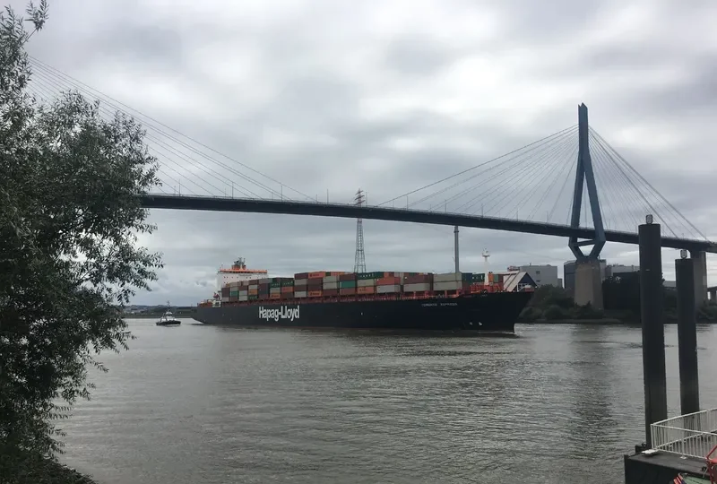 TORONTO EXPRESS Container Ship IMO 9253727 photo 8