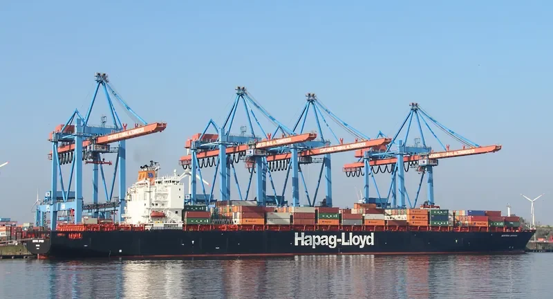 MONTREAL EXPRESS Container Ship IMO 9253741 photo 4