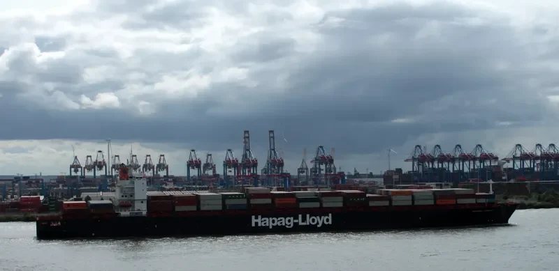 MONTREAL EXPRESS Container Ship IMO 9253741 photo 6