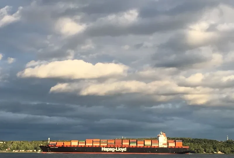 MONTREAL EXPRESS Container Ship IMO 9253741 photo 7