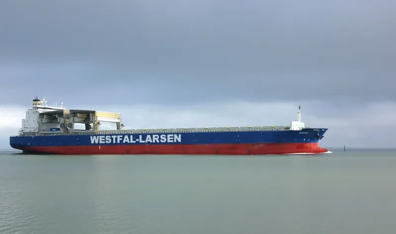 OSAKANA Container Ship IMO 9253870 photo 7