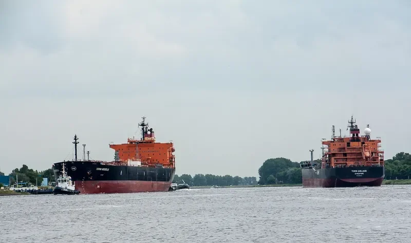 TORM MOSELLE Tanker IMO 9254240 photo 8