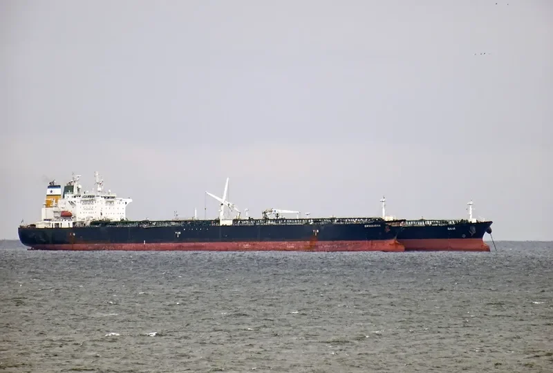 ERIKOUSSA Tanker IMO 9254850 photo 2