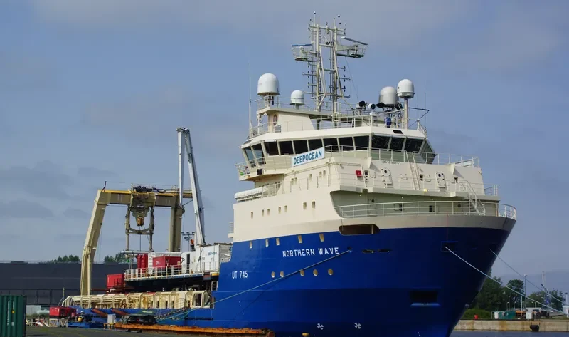 NORTHERN WAVE Offshore Vessel IMO 9255141 photo 2
