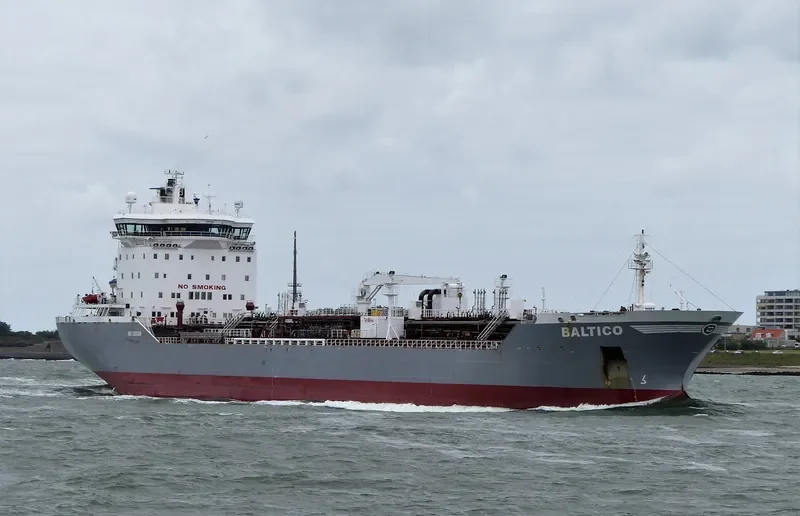 ANDREY PERVOZVANNIY Tanker IMO 9255268 photo 8