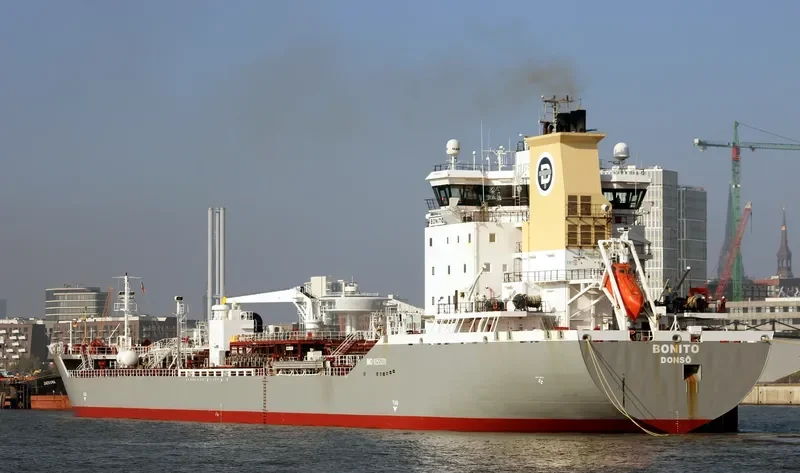 NP DIKSON Tanker IMO 9255270 photo 3