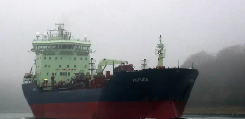 FUTURA Tanker IMO 9255282 photo 5