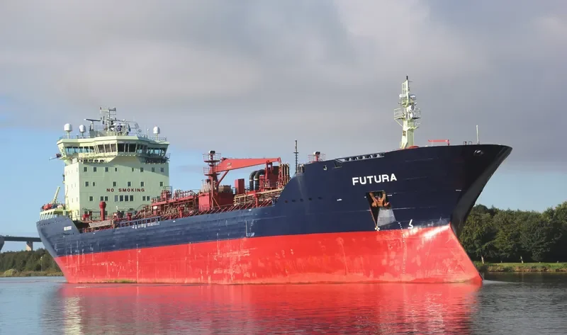 FUTURA Tanker IMO 9255282 photo 7
