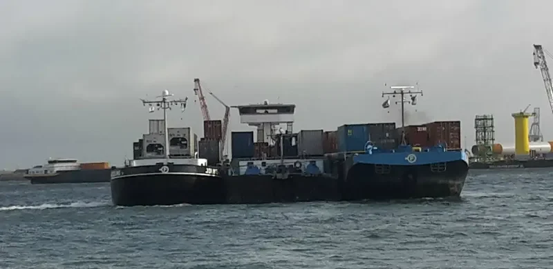 SQUARE General Cargo IMO 9255452 photo 7