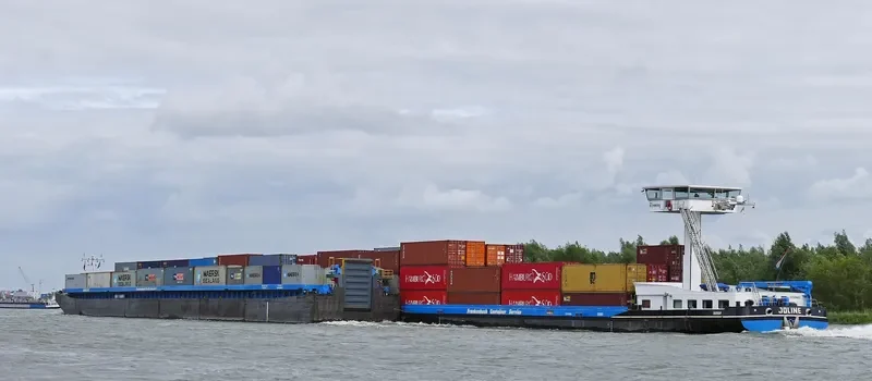 SQUARE General Cargo IMO 9255452 photo 9