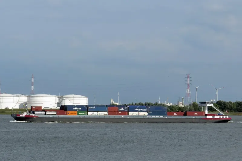 AVENIR General Cargo IMO 9255464 photo 3