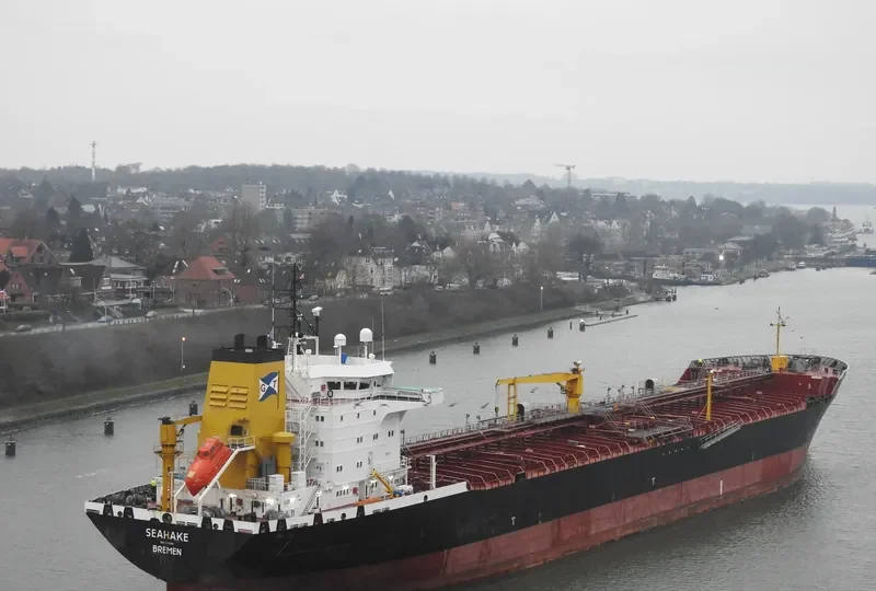 SEAHAKE Tanker IMO 9255488 photo 2