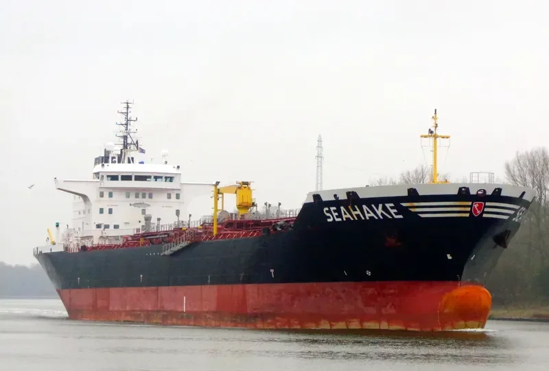 SEAHAKE Tanker IMO 9255488 photo 5