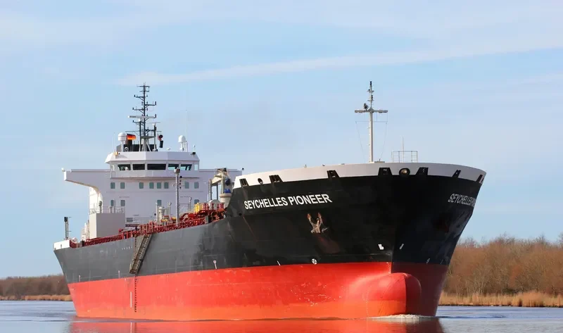SEYCHELLES PIONEER Tanker IMO 9255517 photo 2
