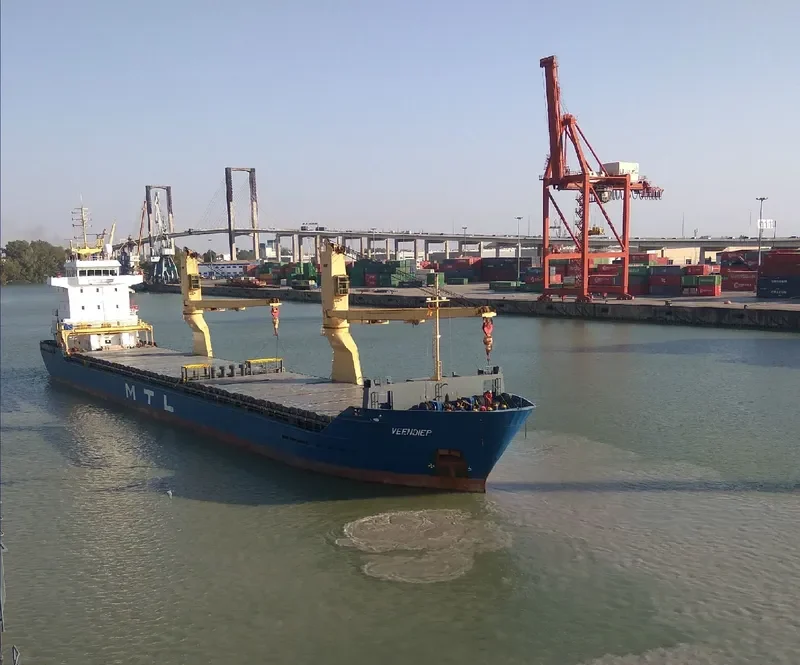 AURORA General Cargo IMO 9255579 photo 8