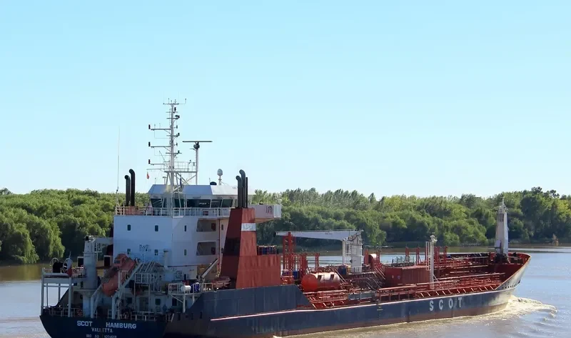 SCOT HAMBURG Tanker IMO 9255799 photo 2