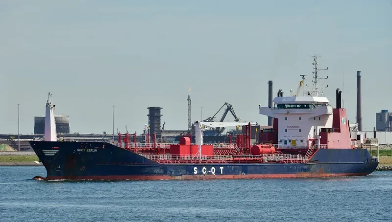SCOT BERLIN Tanker IMO 9255804 photo 4