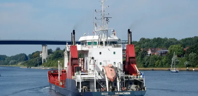 SCOT MUNCHEN Tanker IMO 9255816 photo 5