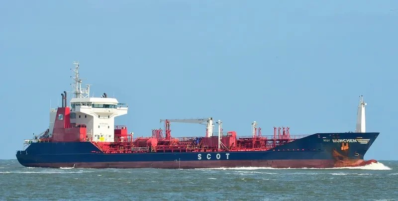 SCOT MUNCHEN Tanker IMO 9255816 photo 10