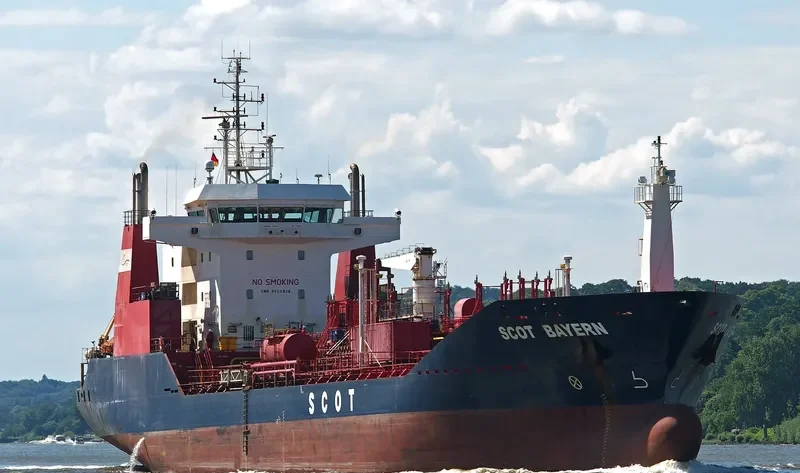 SCOT BAYERN Tanker IMO 9255828 photo 3