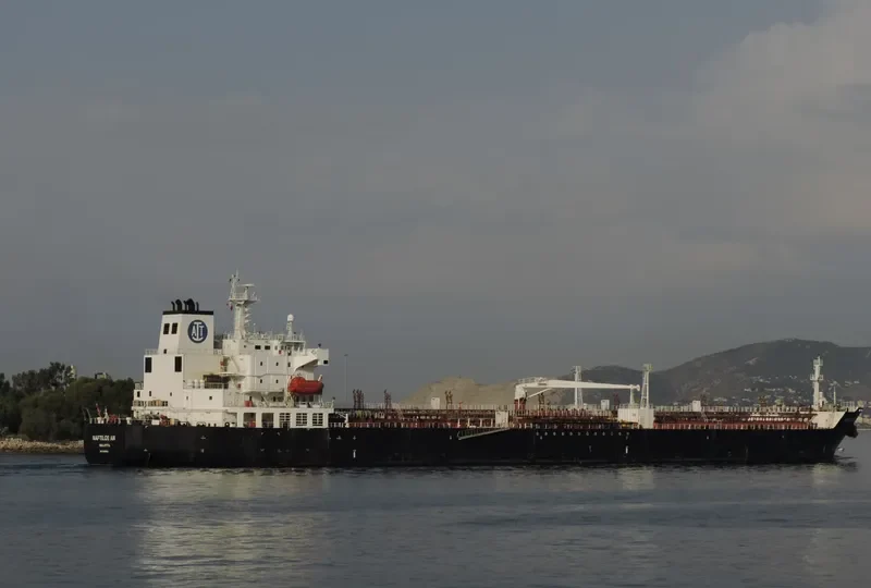 NAFTILOS AN Tanker IMO 9255842 photo 9