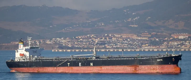 B LUMINOSA Tanker IMO 9256016 photo 3