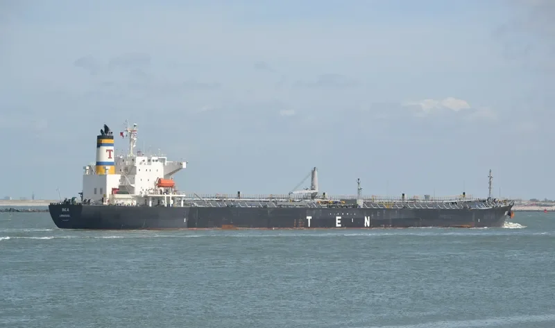 INCA Tanker IMO 9256028 photo 2
