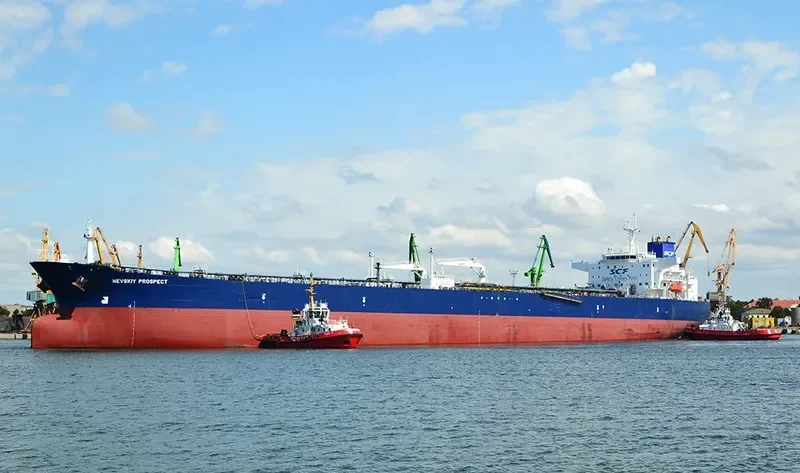 NEVSKIY PROSPECT Tanker IMO 9256054 photo 5