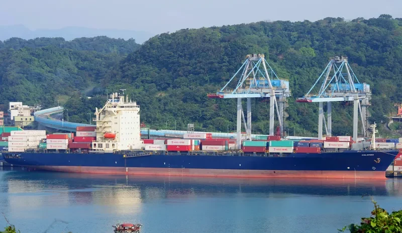 COLOMBO Container Ship IMO 9256212 photo 4