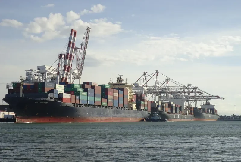 COLOMBO Container Ship IMO 9256212 photo 10