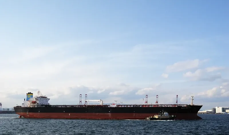 SN AZZURRA Tanker IMO 9256236 photo 8