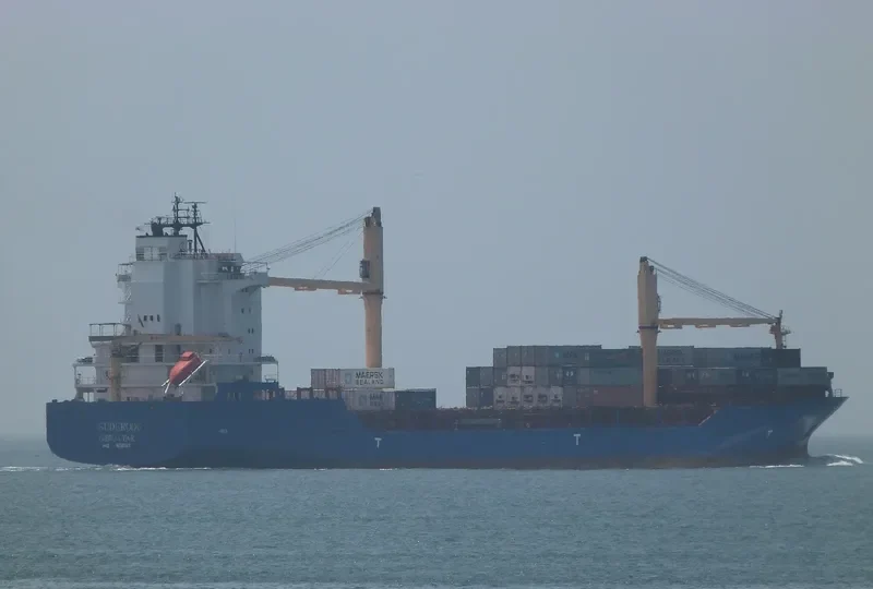 SUDEROOG Container Ship IMO 9256327 photo 4