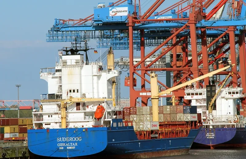 SUDEROOG Container Ship IMO 9256327 photo 10