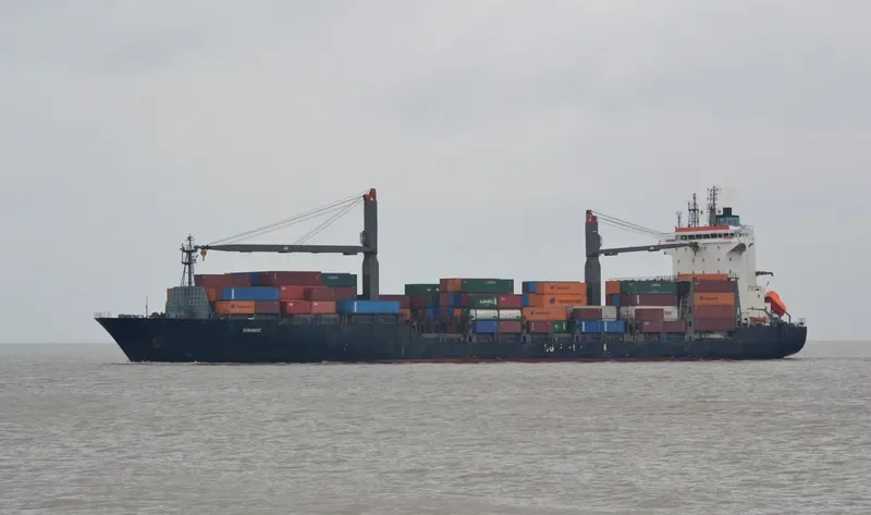 DURANDE Container Ship IMO 9256365 photo 9