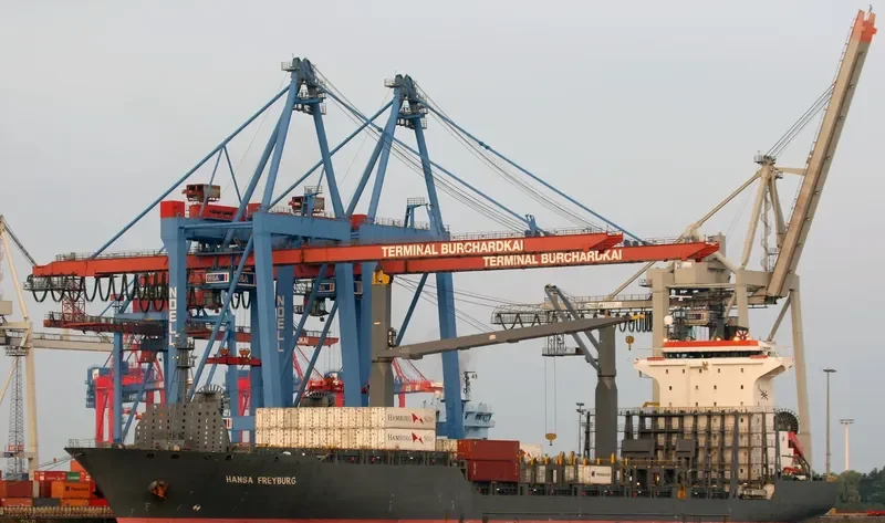 HANSA FREYBURG Container Ship IMO 9256389 photo 6