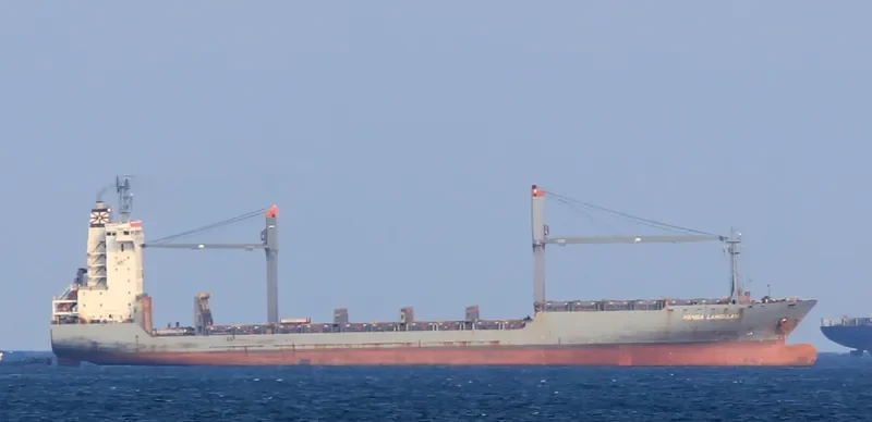 SSL GANGA Container Ship IMO 9256406 photo 3