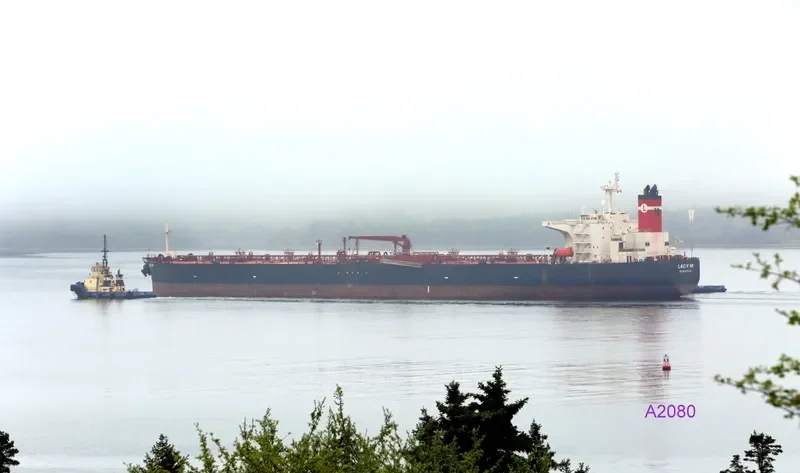LINDA Tanker IMO 9256858 photo 7