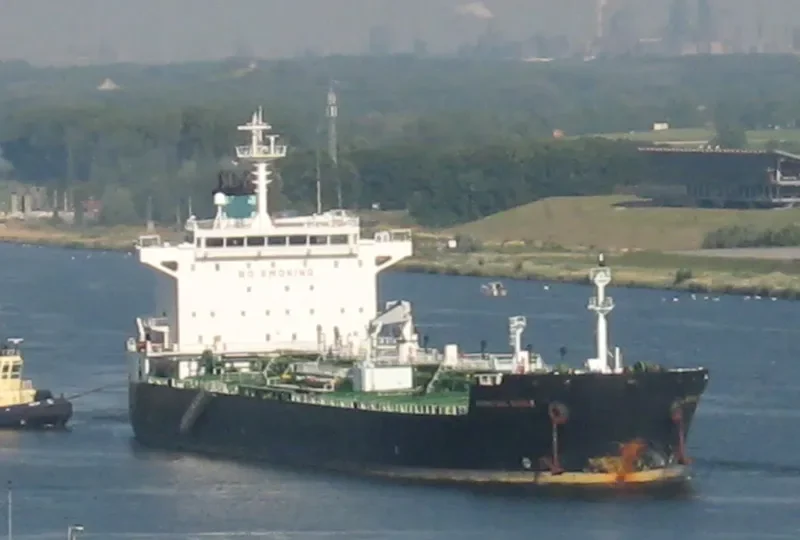 HERMITAGE BRIDGE Tanker IMO 9256913 photo 5