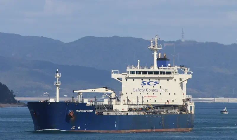 HERMITAGE BRIDGE Tanker IMO 9256913 photo 9