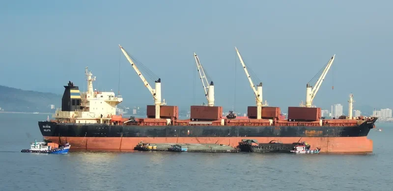 CHANG JING HAI Bulk Carrier IMO 9257060 photo 8