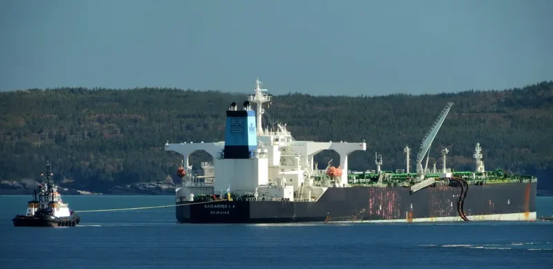 ELIZABETH I.A. Tanker IMO 9257149 photo 5