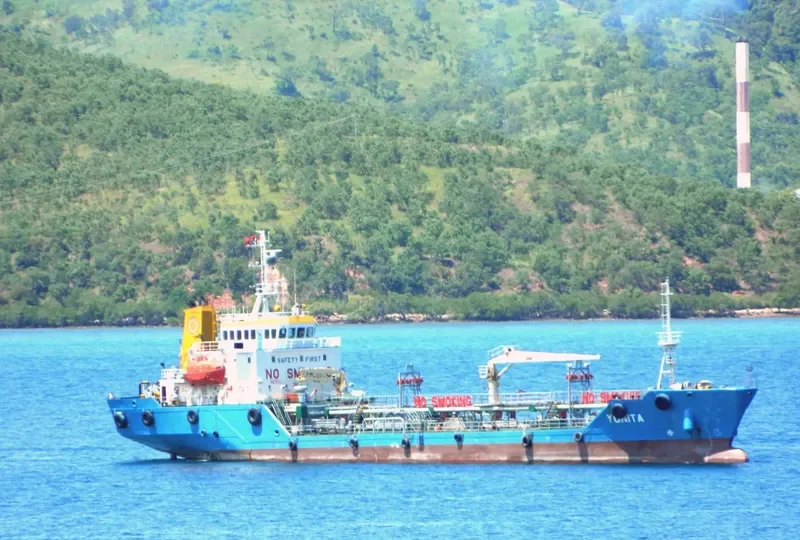 COMARCO PEMBA Tanker IMO 9257242 photo 4