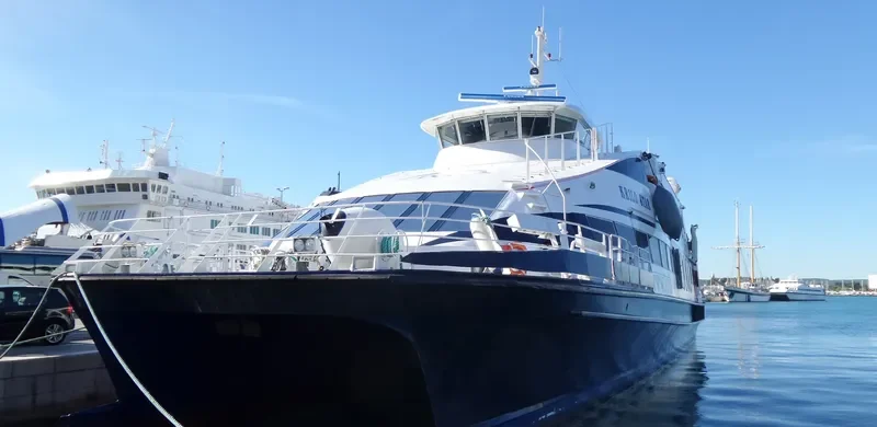 NEW ANGEL Passenger Ship IMO 9257450 photo 9